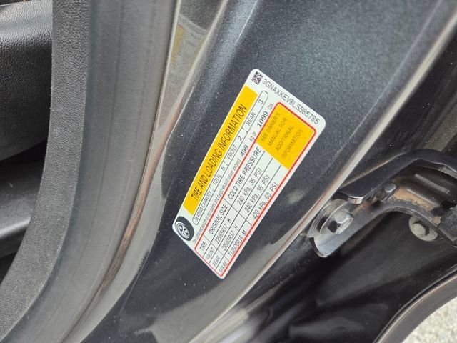 Used 2020 Chevrolet Equinox LT FWD image 15