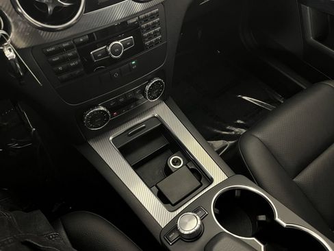 Used 2013 Mercedes-Benz GLK 350 2WD image 25