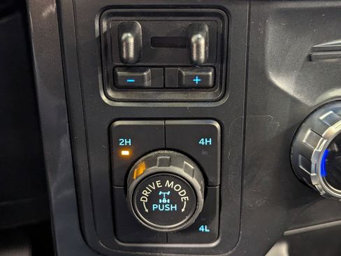 Used 2022 Ford F150 XLT w/ Equipment Group 302A High image 28