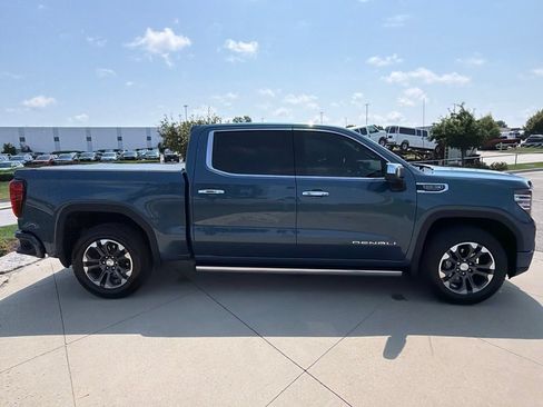 Used 2025 GMC Sierra 1500 Denali w/ Denali Reserve Package AWD/4WD image 18