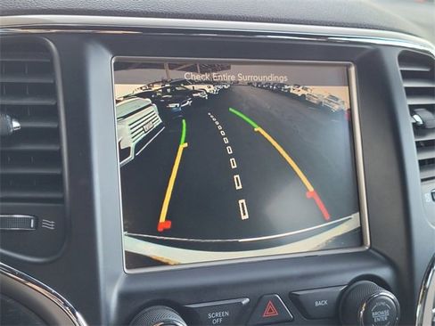 Certified 2016 Jeep Grand Cherokee Limited image 10