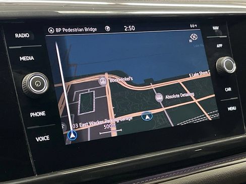 Used 2022 Volkswagen Taos SEL w/ Panoramic Sunroof Package FWD image 30