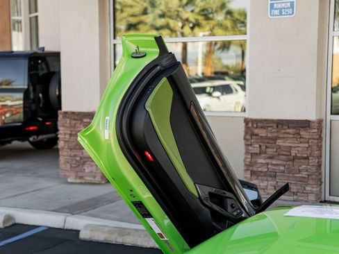 Used 2013 Lamborghini Aventador LP 700-4 image 12