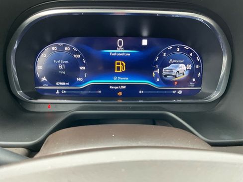 Used 2022 Chevrolet Tahoe Z71 w/ Luxury Package image 21