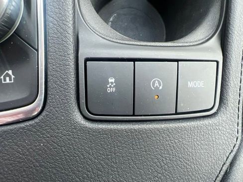 Used 2019 Cadillac XT4 Sport w/ Cold Weather Package AWD/4WD image 29