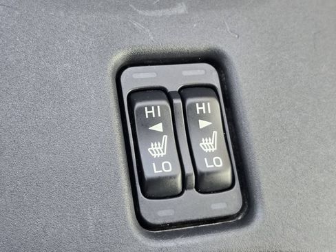 Used 2022 Toyota GR86 Premium RWD image 13