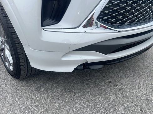 Used 2024 Buick Encore GX Avenir w/ Avenir Technology Package image 5