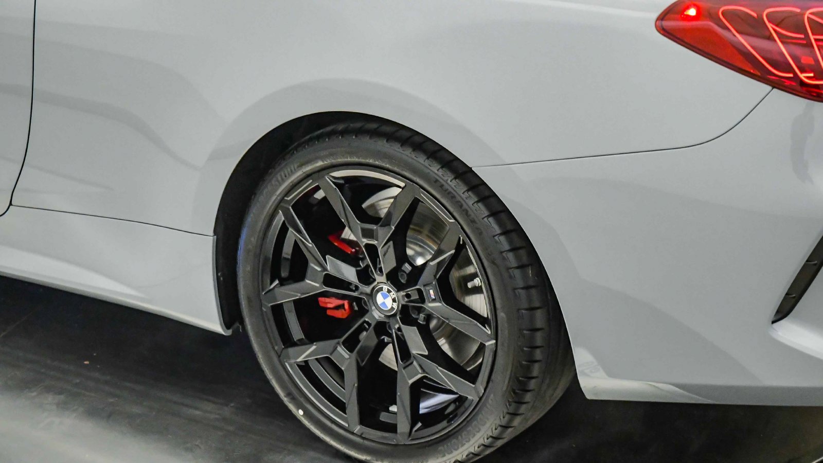 Used 2026 BMW 430i Coupe w/ M Sport Package RWD image 11