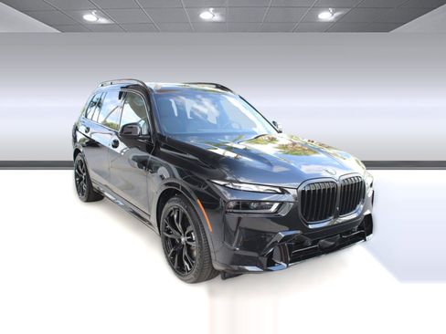 Used 2026 BMW X7 xDrive40i w/ M Sport Package image 7
