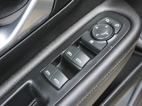 Used 2022 GMC Terrain AT4 w/ Infotainment Package II AWD/4WD image 10