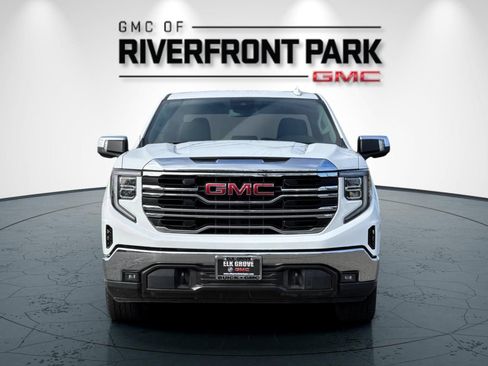 Used 2024 GMC Sierra 1500 SLT AWD/4WD image 8
