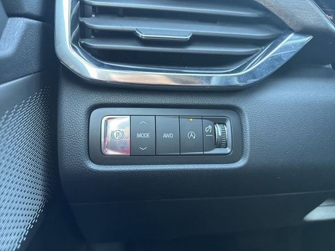 New 2026 GMC Acadia Denali Ultimate w/ LPO, Floor Liner Package AWD/4WD image 34