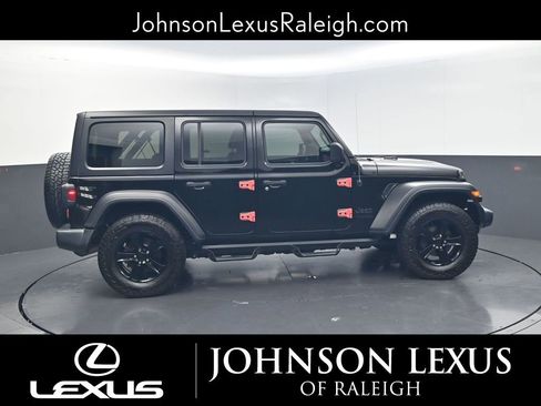 Used 2019 Jeep Wrangler Unlimited Sport AWD/4WD image 6