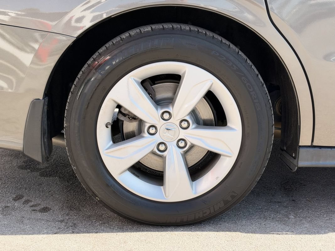 Used 2019 Honda Odyssey EX image 29