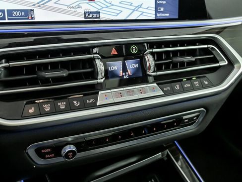 Used 2019 BMW X7 xDrive40i w/ Premium Package AWD/4WD image 29
