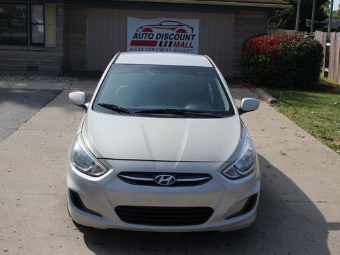 Used 2016 Hyundai Accent SE FWD image 5