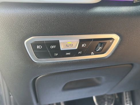 Used 2021 BMW X6 xDrive40i image 12