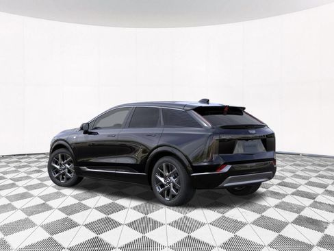 New 2027 Cadillac Optiq Luxury w/ LPO, Floor Liner Package AWD/4WD image 6
