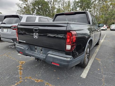 Used 2017 Honda Ridgeline Sport image 7