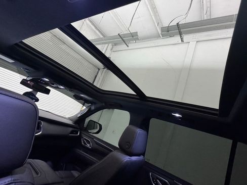 Certified 2024 Chevrolet Suburban RST w/ Luxury Package image 30