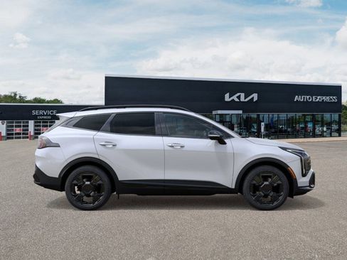 New 2026 Kia Sportage X-Line w/ X-Line Premium Package AWD/4WD image 7