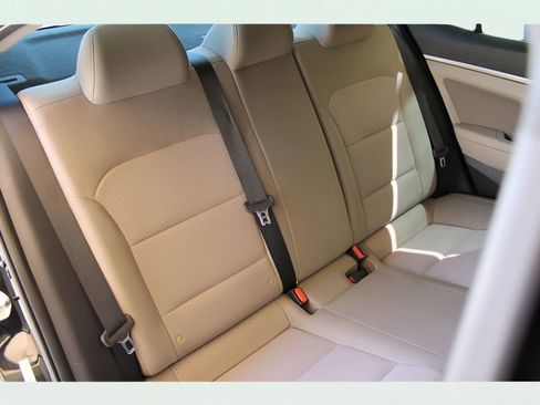 Used 2020 Hyundai Elantra SEL w/ Cargo Package (C1) image 12