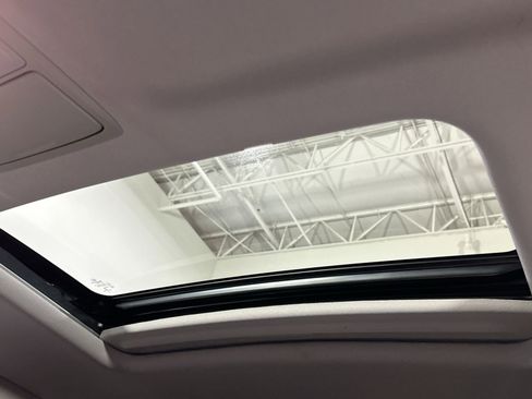 Used 2019 Honda CR-V EX image 32