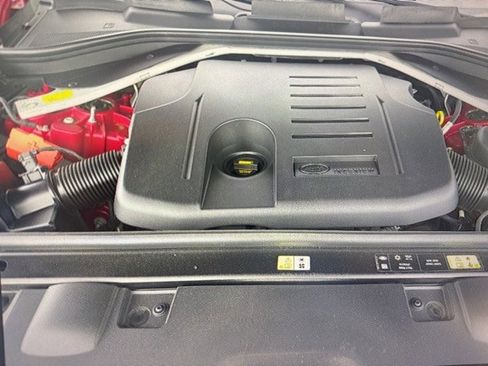 Used 2023 Land Rover Range Rover Sport SE image 6