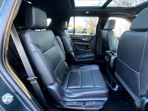 Used 2021 Chevrolet Tahoe LT w/ LT Signature Package AWD/4WD image 19