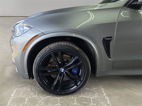 Used 2017 BMW X5 M image 14