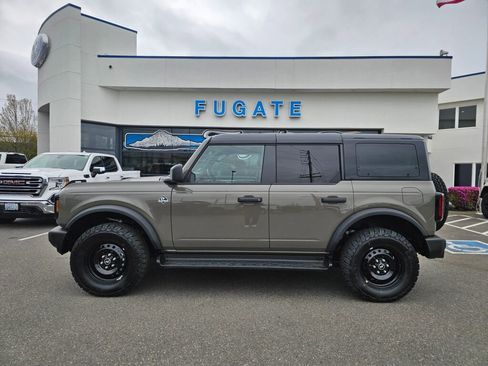 New 2026 Ford Bronco Outer Banks AWD/4WD image 1