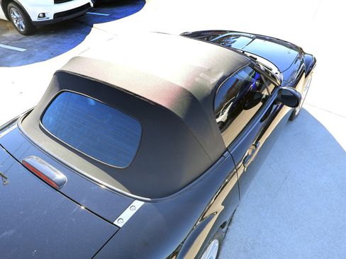 Used 2006 MAZDA MX-5 Miata Grand Touring w/ Suspension Pkg image 34