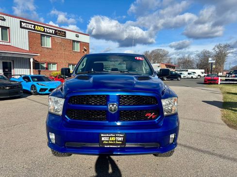 Used 2014 RAM 1500 Express image 2