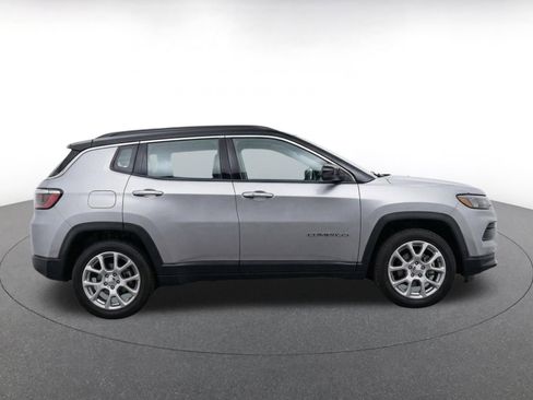 Used 2025 Jeep Compass Limited AWD/4WD image 14