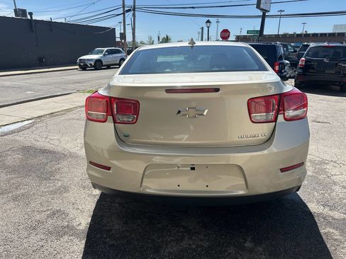 Used 2015 Chevrolet Malibu LT w/ Power Convenience Package image 7
