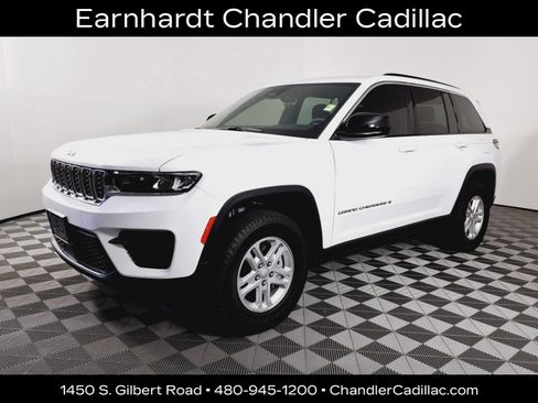 Used 2025 Jeep Grand Cherokee Laredo w/ Luxury Tech Group I image 1