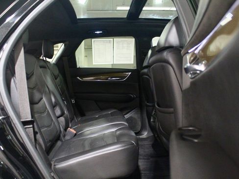 Used 2017 Cadillac XT5 Platinum image 25