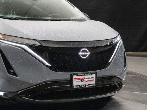 Used 2025 Nissan Ariya AWD image 3