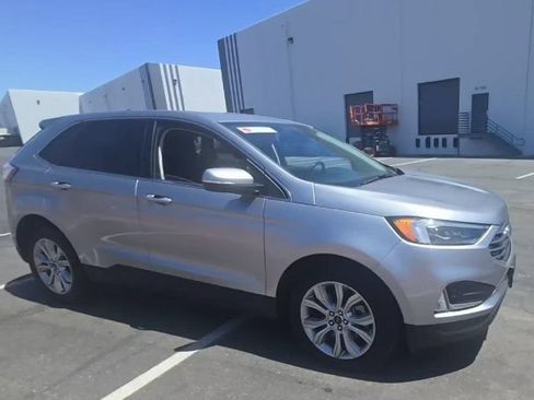 Used 2022 Ford Edge Titanium w/ Equipment Group 301A AWD/4WD image 5