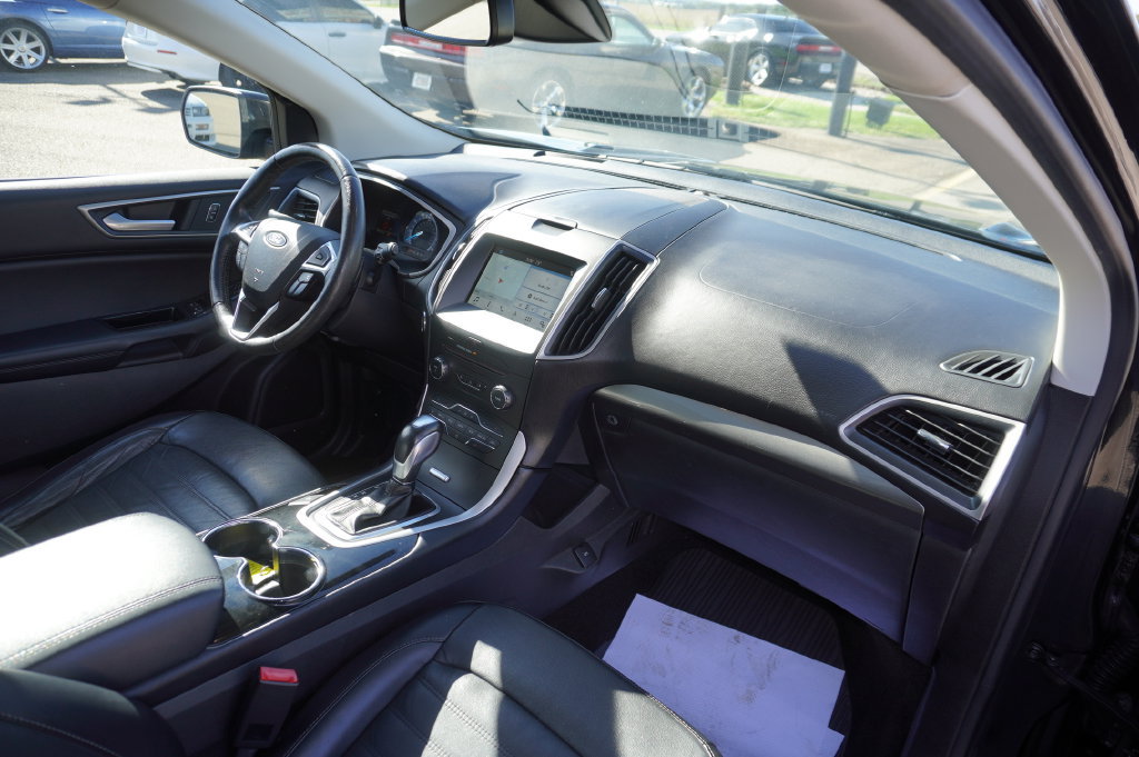 Used 2018 Ford Edge SEL w/ Equipment Group 201A AWD/4WD image 27