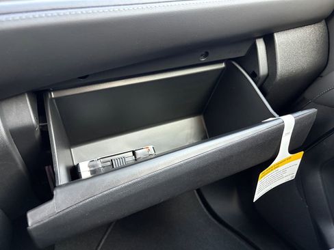 New 2026 Chevrolet Suburban LS image 8