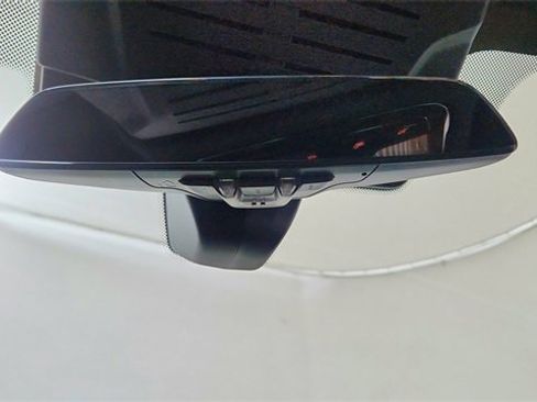 Used 2024 BMW X7 xDrive40i w/ Executive Package image 57