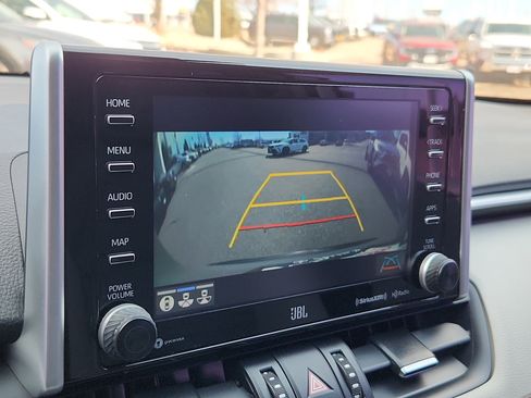 Used 2021 Toyota RAV4 Limited image 21