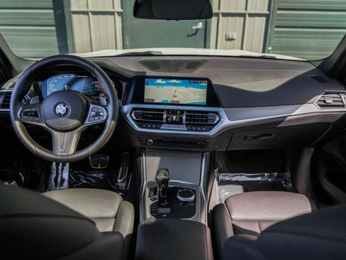 Used 2020 BMW M340i w/ Parking Assistance Package RWD image 16
