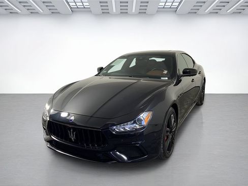 Used 2021 Maserati Ghibli RWD image 5