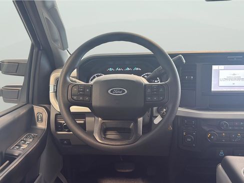 New 2026 Ford F550 4x4 SuperCab Super Duty image 12