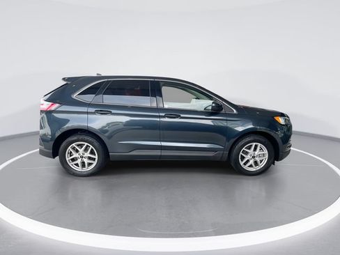 Used 2023 Ford Edge SEL AWD/4WD image 9
