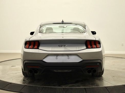 Used 2024 Ford Mustang GT Premium image 4