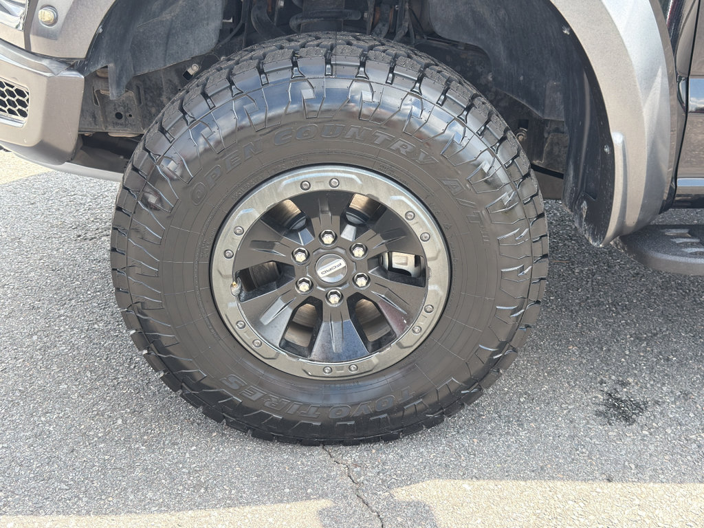 Used 2018 Ford F150 Raptor w/ Equipment Group 802A Luxury AWD/4WD image 35