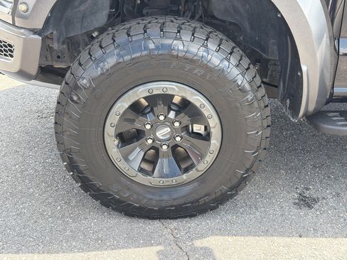 Used 2018 Ford F150 Raptor w/ Equipment Group 802A Luxury AWD/4WD image 35